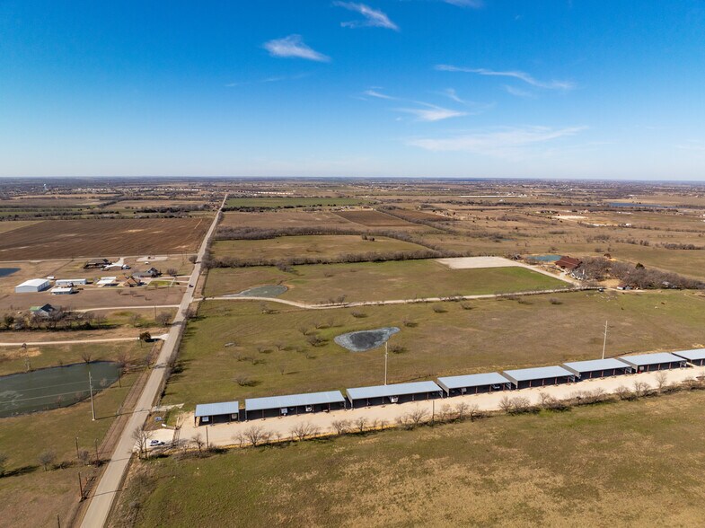 More Photos Of 3794 Ganzer Rd, Denton Self Storage For Sale