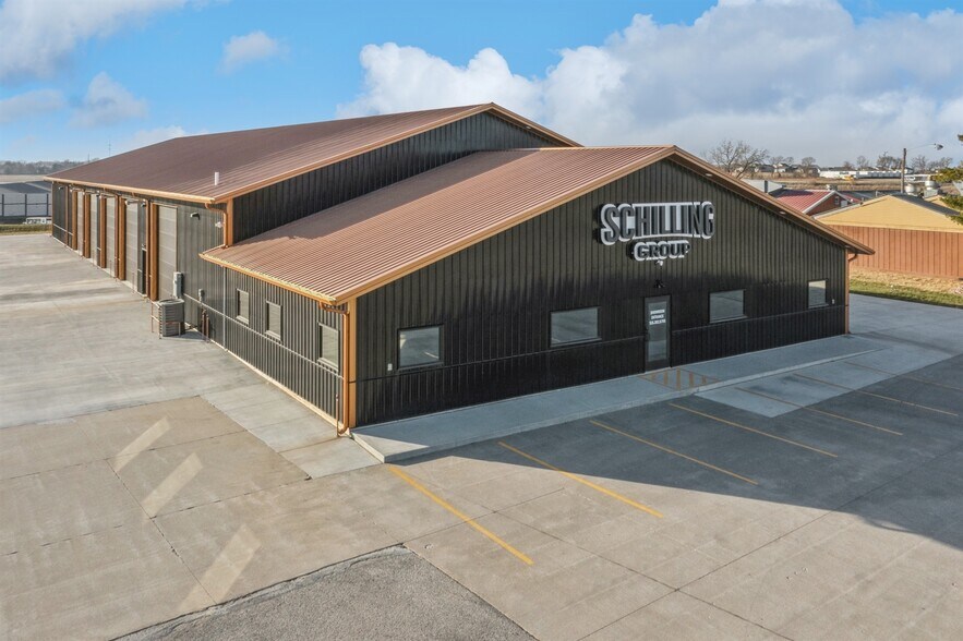 More Photos Of 33083 Ute Ave, Waukee Flex For Sale