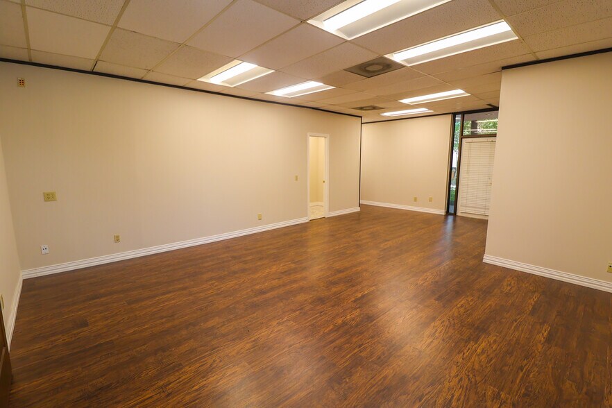 More Photos Of 13131 Champions Dr, Houston Medical For Lease