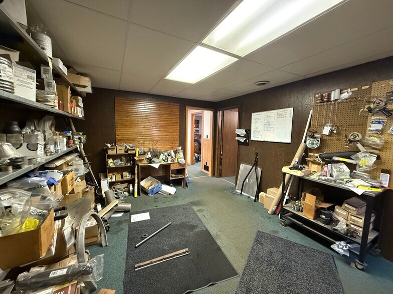 More Photos Of 600 25th Ave N, Wisconsin Rapids Manufacturing For Sale
