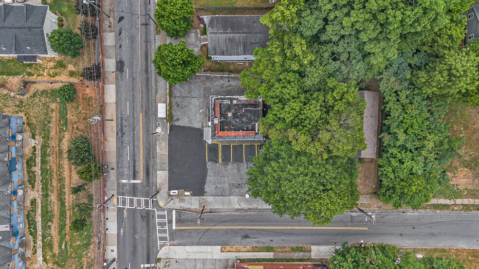 More Photos Of 1206 Joseph E Boone Blvd NW, Atlanta Freestanding For Sale