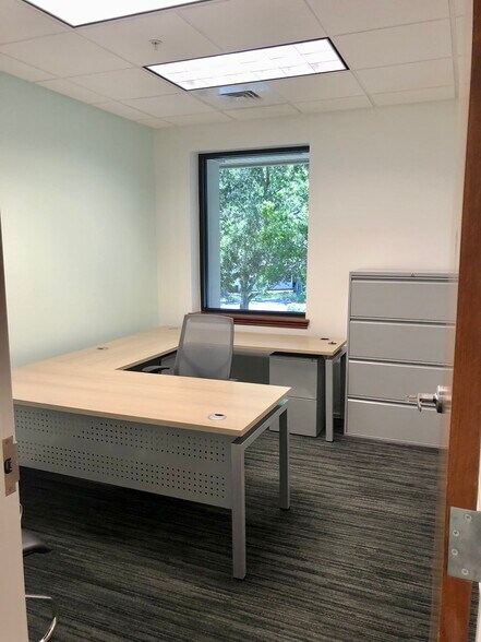 More Photos Of 3451 Bonita Bay Blvd, Bonita Springs Office Residential For Lease