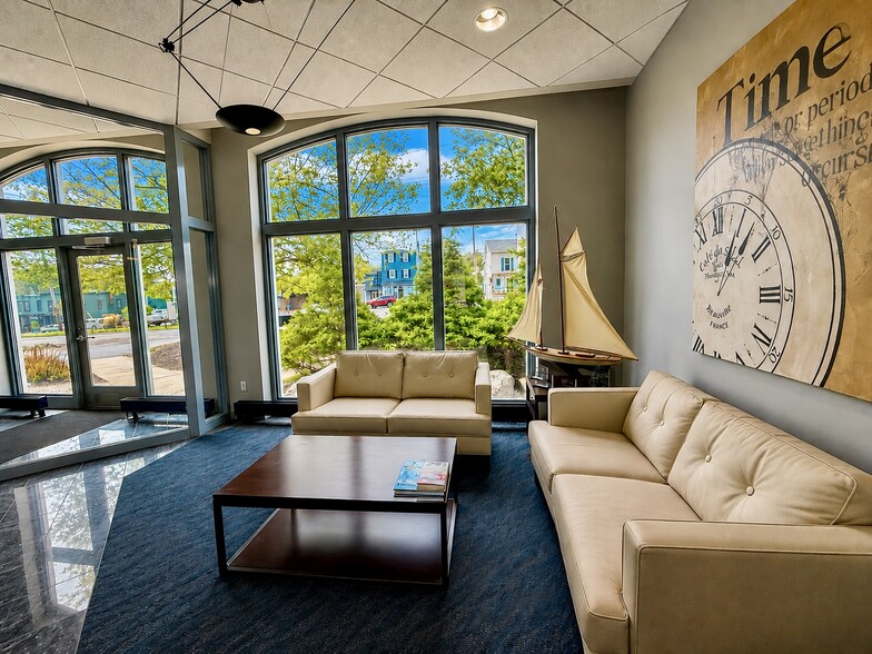 More Photos Of 102 Washington St, Manlius Office For Sale