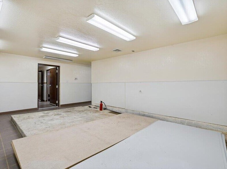 More Photos Of 4946 Page Ave, Michigan Center Medical For Sale