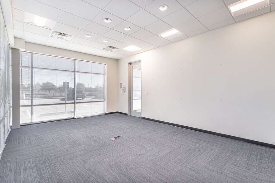 More Photos Of 2551 Katy Fort Bend Rd, Katy Office For Lease