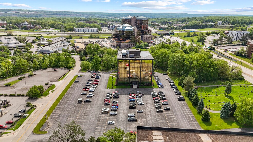 Primary Photo Of 4807 Rockside Rd, Independence Coworking Space