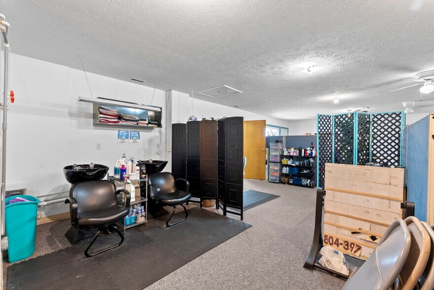 More Photos Of 7717 Richmond Tappahannock Hwy, Aylett Storefront Retail Office For Sale