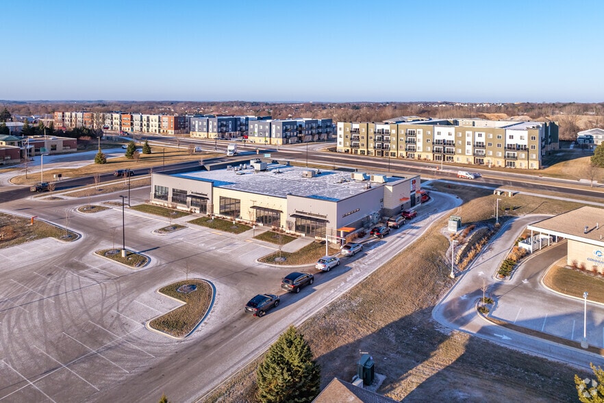 More Photos Of 110 Limestone Pass, Cottage Grove Freestanding For Lease