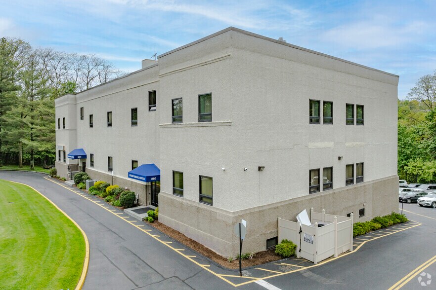 More Photos Of 280 Dobbs Ferry Rd, White Plains Medical For Lease