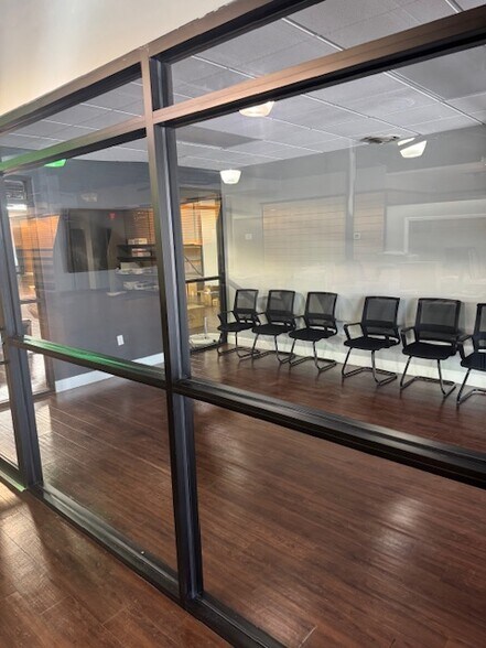 More Photos Of 5960 Atlanta Hwy, Alpharetta Storefront Retail Office For Sale