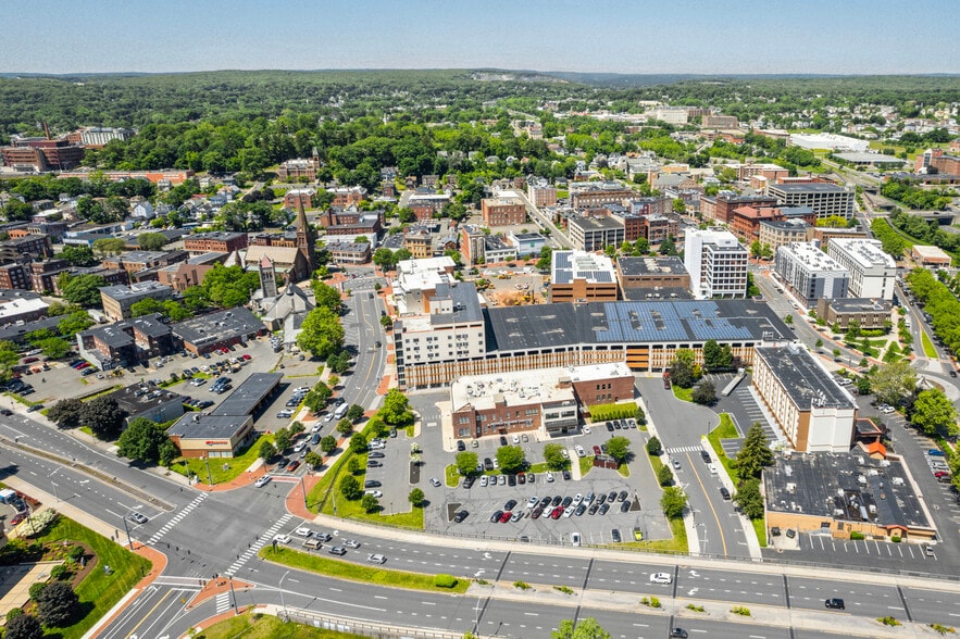 More Photos Of 1 Herald Sq, New Britain Medical For Lease
