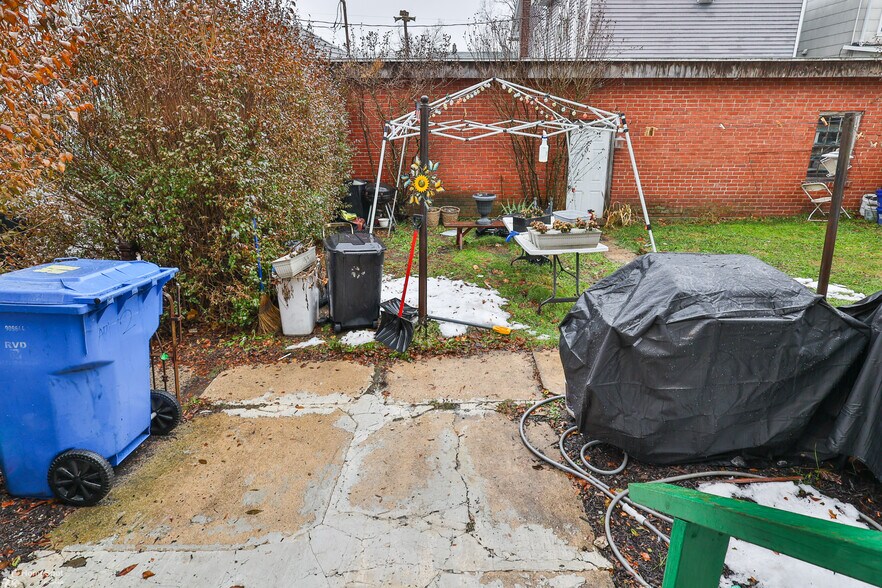 More Photos Of 301 E Bertsch St, Lansford Apartments For Sale