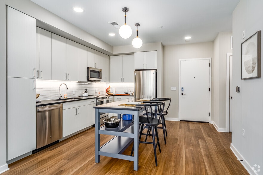 More Photos Of 4400 Calvert Rd, College Park Apartments For Lease