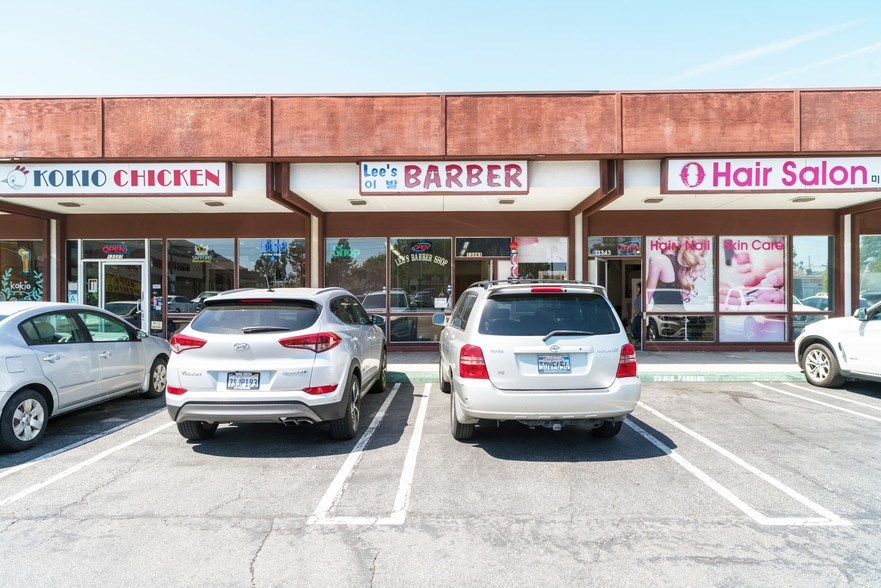 More Photos Of 13327-13331 Artesia Blvd, Cerritos General Retail For Lease