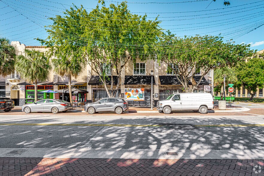 More Photos Of 201-217 SW 2nd St, Fort Lauderdale Office For Sale