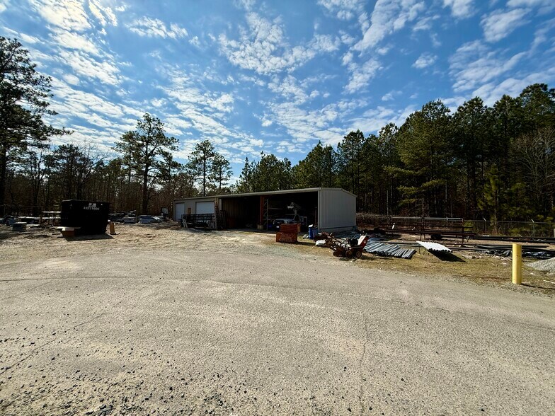 More Photos Of 7718 NC 22 Hwy, Carthage Warehouse For Lease