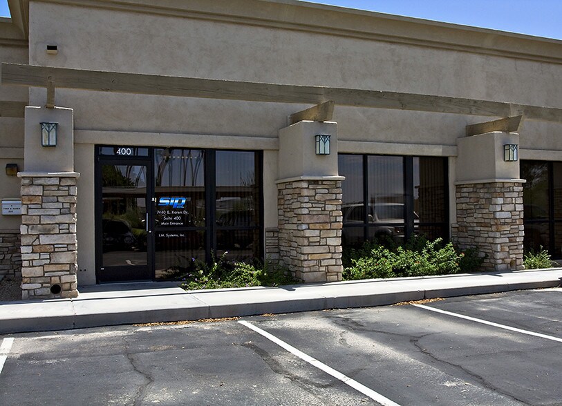 More Photos Of 7440 E Karen Dr, Scottsdale Service For Lease