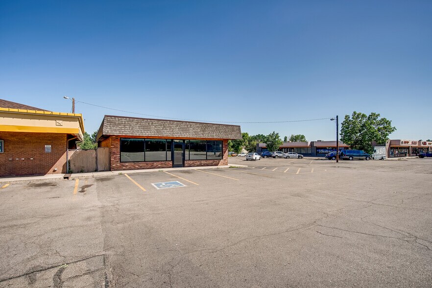 More Photos Of 7580 Sheridan Blvd, Westminster Storefront For Sale