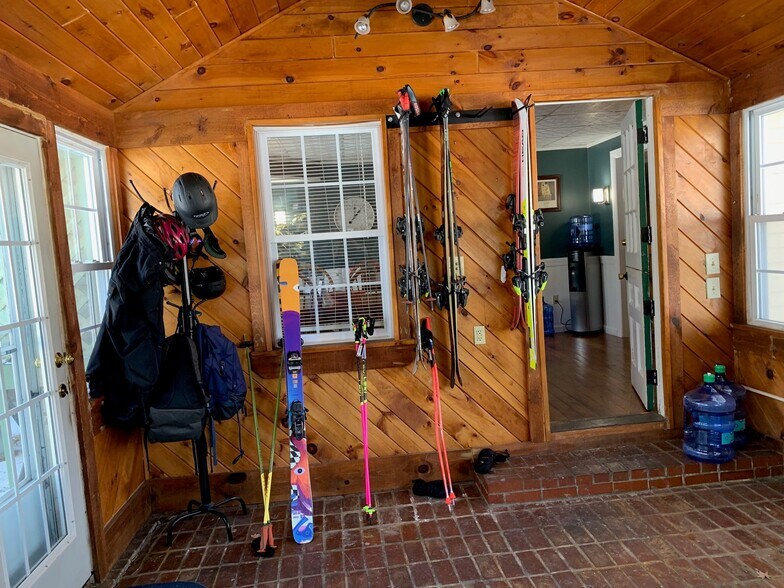 More Photos Of 159 Mayville Rd, Bethel Restaurant For Sale