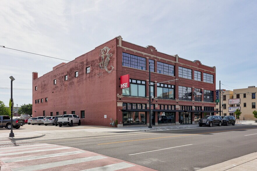 Primary Photo Of 914 N Broadway Ave, Oklahoma City Office Residential For Lease