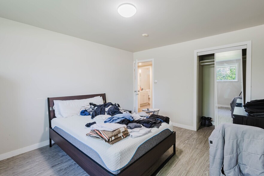 More Photos Of 8504 98 St NW, Edmonton Apartments For Sale