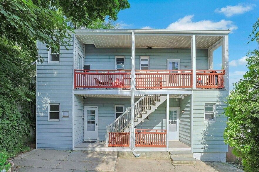 Primary Photo Of 3 Linden Pl, Tarrytown Apartments For Sale