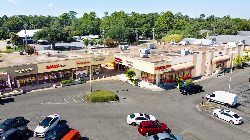 More Photos Of 1231-1237 Apalachee Pky, Tallahassee Storefront For Lease