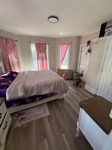 More Photos Of 24 Thorndike St, Haverhill Apartments For Sale