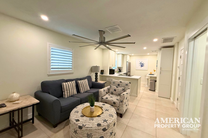 More Photos Of 1670 Stickney Point Rd, Sarasota Office For Sale
