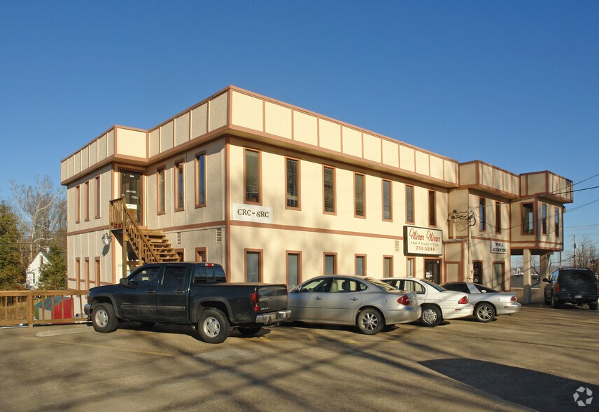 More Photos Of 5505 Us-60 E, Huntington Storefront Retail Office For Lease