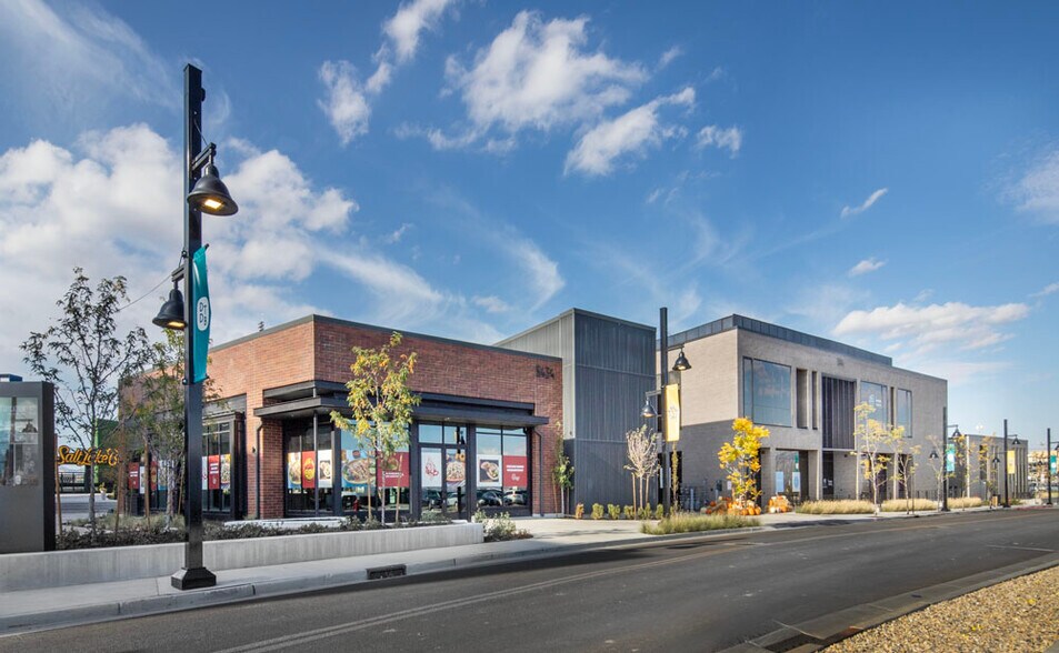 More Photos Of 5434 Center Field Dr, South Jordan Storefront Retail Office For Lease