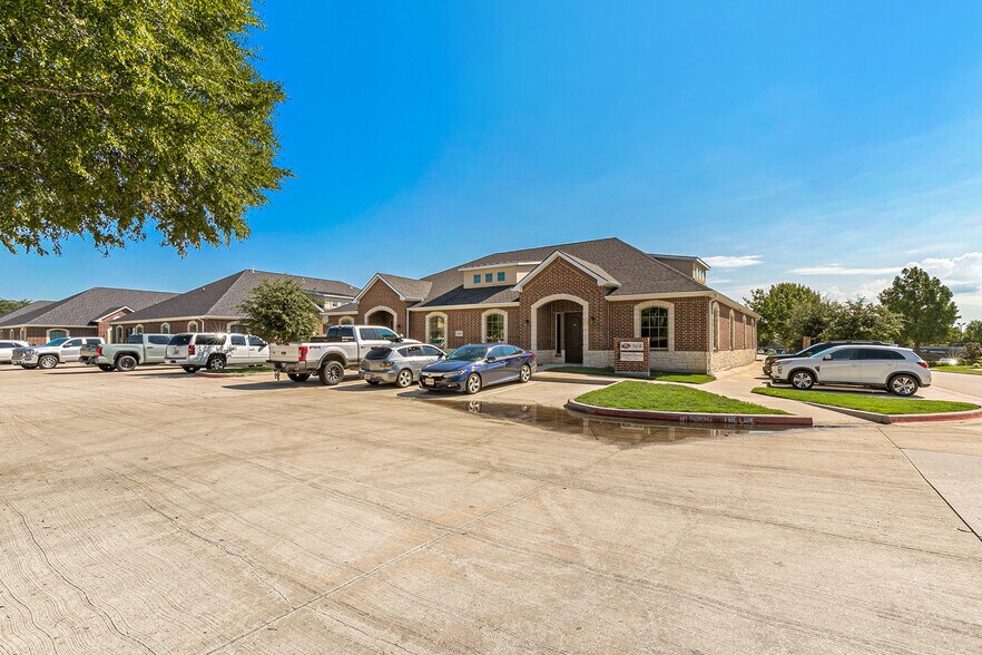 More Photos Of 3600 Eldorado Pky, McKinney Office For Lease
