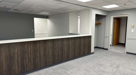 More Photos Of 2500 W Layton Ave, Milwaukee Office For Sale