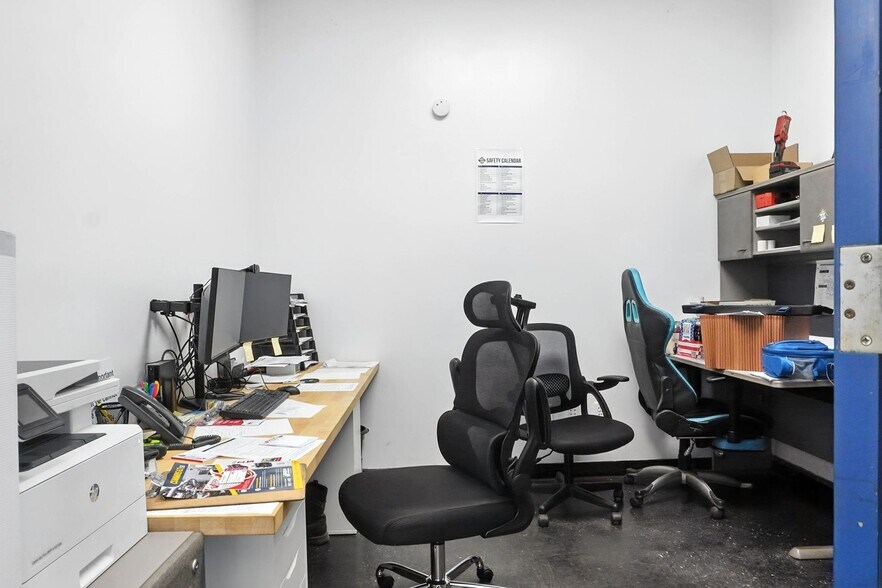 More Photos Of 400 Mound City Rd, West Memphis Service For Sale