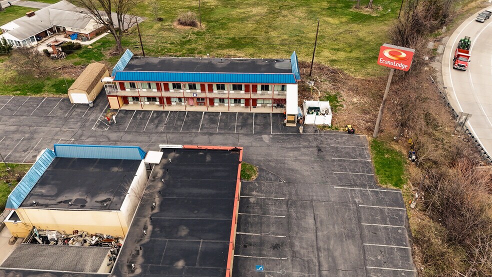 More Photos Of 1252 Harrisburg Pike, Carlisle Hotel For Sale