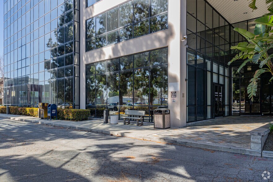 More Photos Of 12966 Euclid St, Garden Grove Office For Lease