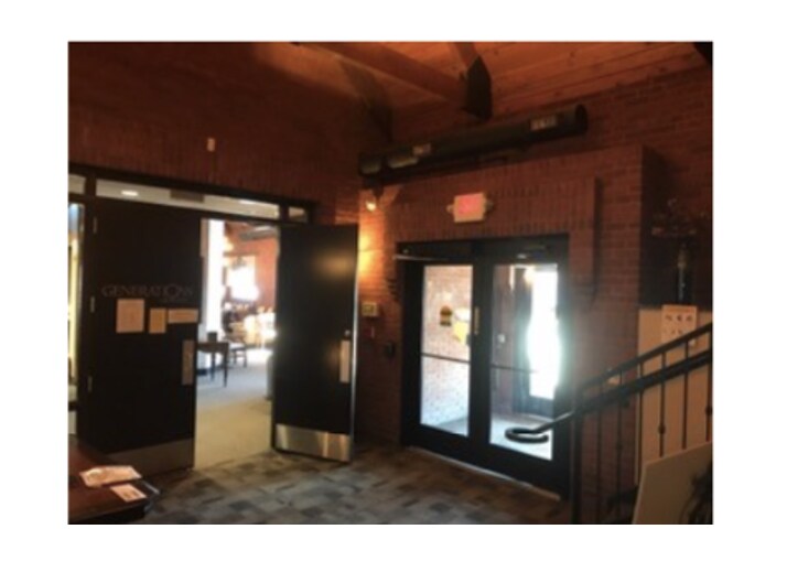 More Photos Of 35046 Woodward Ave, Birmingham Medical For Lease