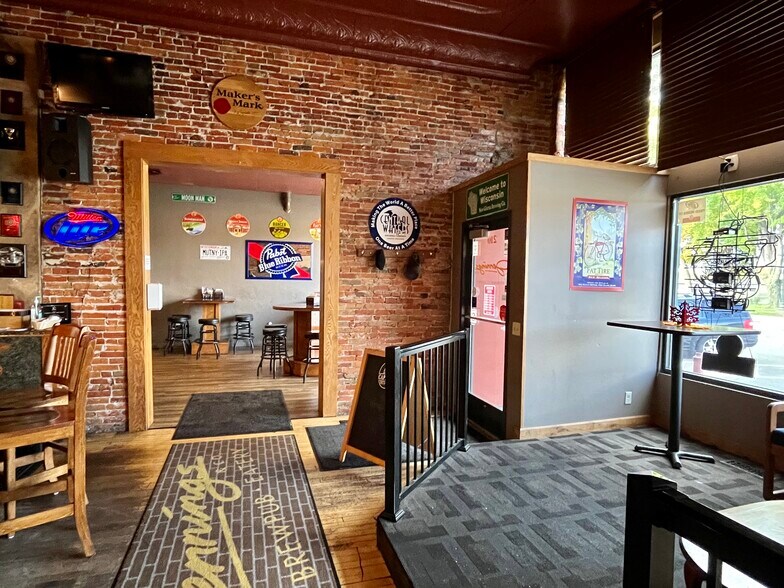 More Photos Of 210 1st St N, Wisconsin Rapids Storefront Retail Residential For Sale