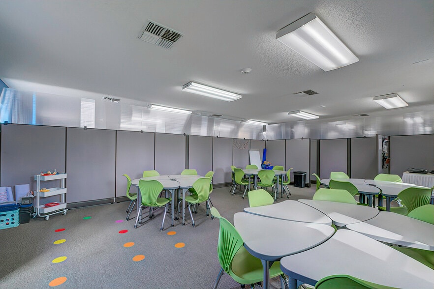 More Photos Of 6001 Deltona Blvd, Spring Hill Schools For Sale