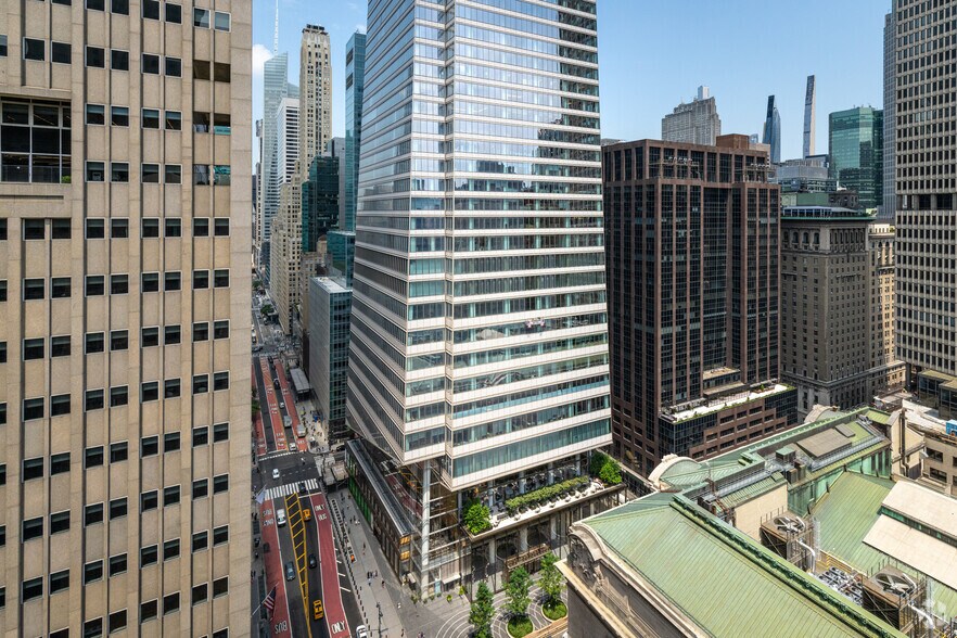 More Photos Of 1 Vanderbilt Ave, New York Office For Lease