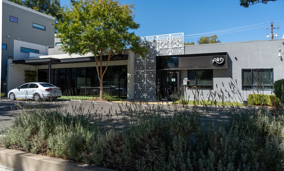 Primary Photo Of 1909 H St, Sacramento Office For Lease