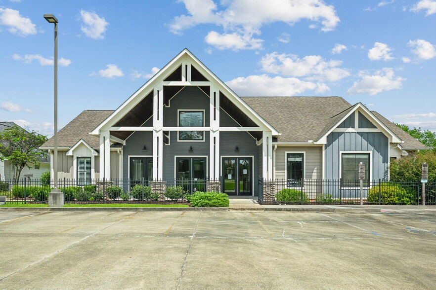 Primary Photo Of 27735 James Chapel Rd N, Holden Office For Sale