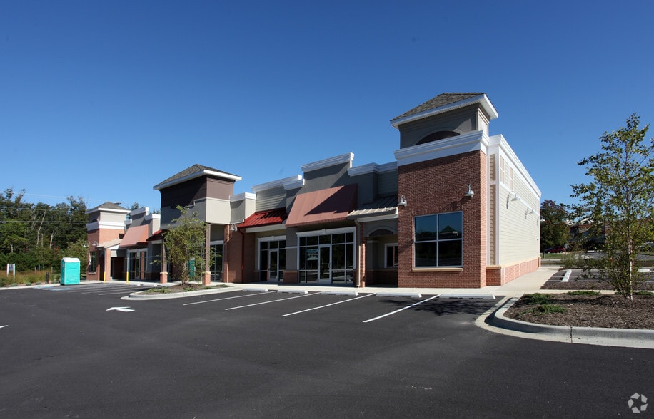 More Photos Of 3350-3380 Middletown Rd, Waldorf Unknown For Lease