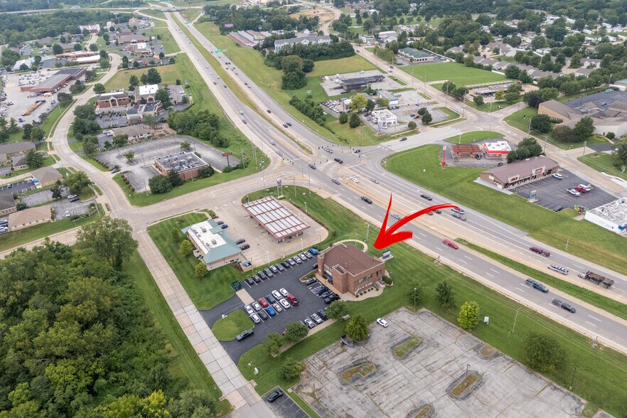 More Photos Of 1985 Bluestone Dr, Saint Charles Medical For Sale