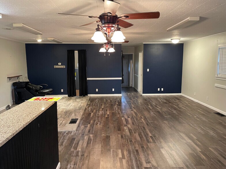 More Photos Of 103 Garland St, Greenfield Office Residential For Sale