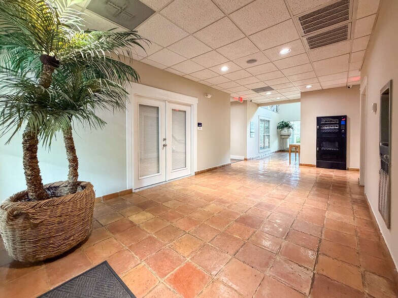 More Photos Of 13526 George Rd, San Antonio Office For Lease
