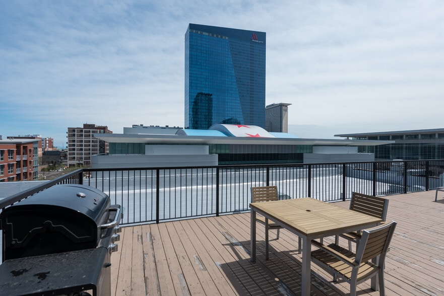 More Photos Of 2100-2114 S Indiana Ave, Chicago Apartments For Sale