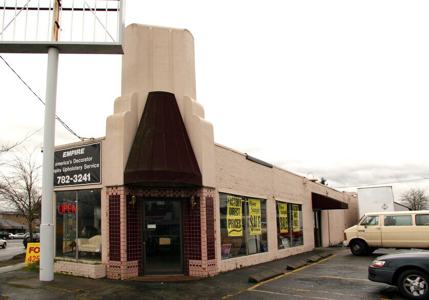 More Photos Of 9200 Holman Rd NW, Seattle Warehouse For Sale