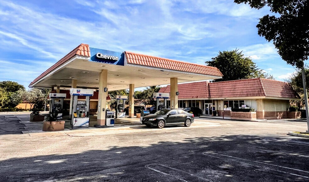 Primary Photo Of 7380 Wiles Rd, Coral Springs Freestanding For Sale