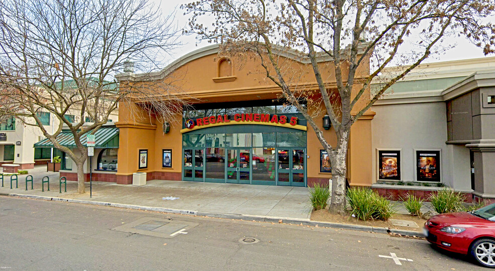 Primary Photo Of 400-424 G St, Davis Storefront For Lease